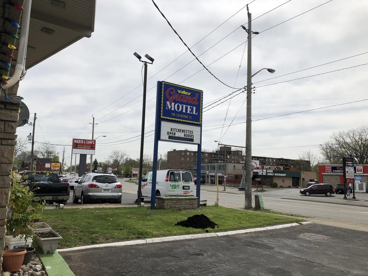 Grand Motel 브랜트퍼드 외부 사진